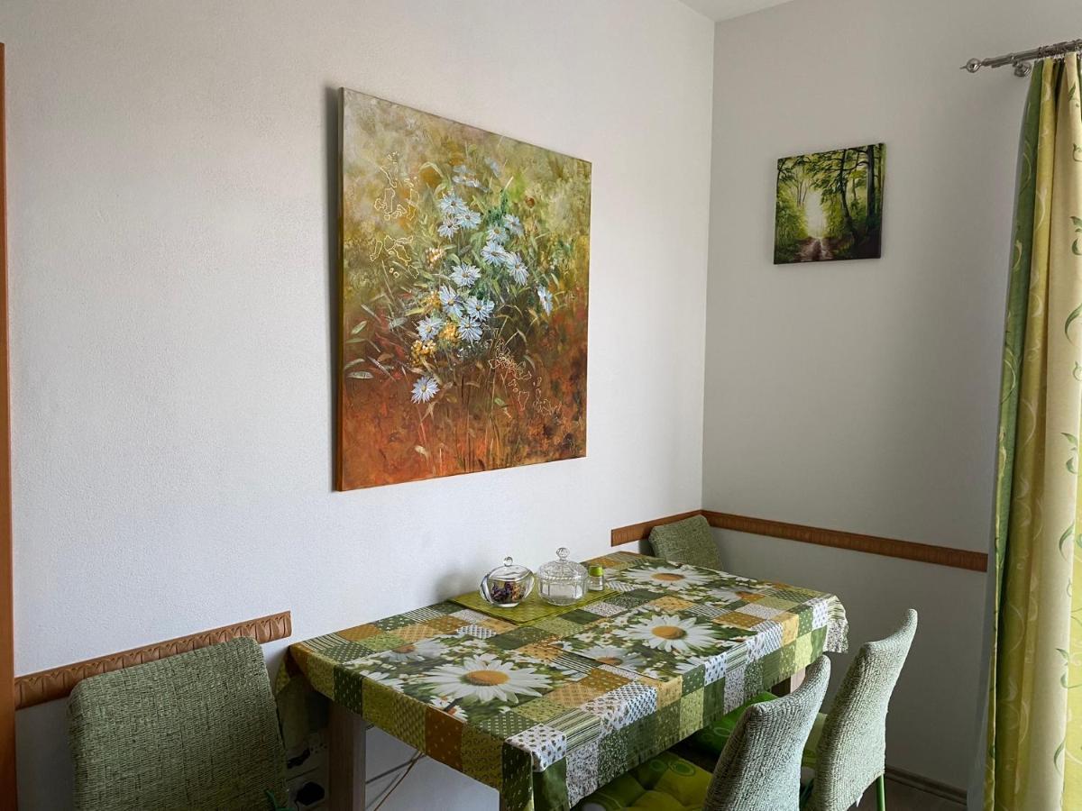 Apartman Na Lukach - Kopretina Тршебонь Екстер'єр фото